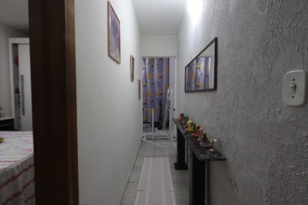 Casa à venda com 140m², 2 quartos e 3 vagasCorredor