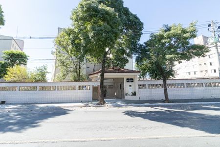 Apartamento para alugar com 56m², 2 quartos e 1 vagaFachada