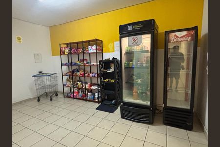 Apartamento para alugar com 50m², 2 quartos e 1 vagaMini mercado 