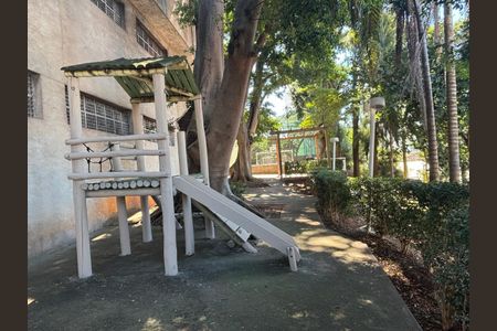 Apartamento para alugar com 50m², 2 quartos e 1 vagaÁrea comum - Playground