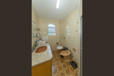 Apartamento à venda com 208m², 4 quartos e 2 vagasBanheiro Social