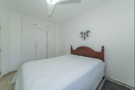 Apartamento à venda com 208m², 4 quartos e 2 vagasQuarto 2