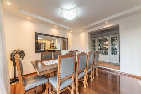 Apartamento à venda com 208m², 4 quartos e 2 vagasSala