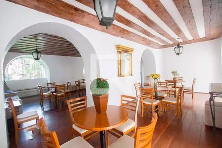 Apartamento à venda com 208m², 4 quartos e 2 vagasArea Comum
