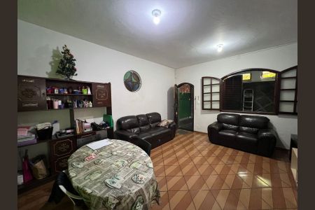 Casa para alugar com 460m², 3 quartos e 2 vagas Casa para alugar com 460m², 3 quartos e 2 vagasSala