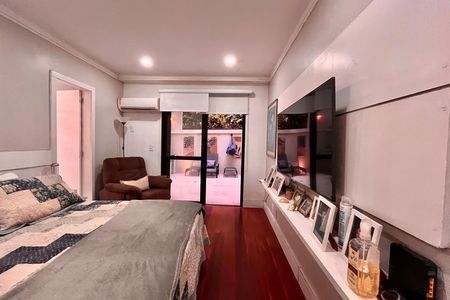 Apartamento à venda com 175m², 3 quartos e 2 vagas Apartamento à venda com 175m², 3 quartos e 2 vagasSuite