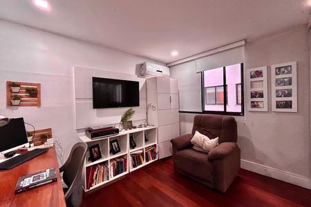 Apartamento à venda com 175m², 3 quartos e 2 vagas Apartamento à venda com 175m², 3 quartos e 2 vagasQuarto 1