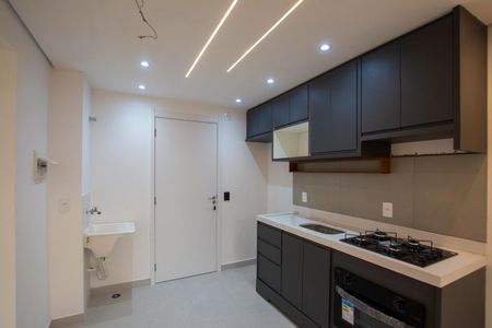 COZINHA - AREA DE SERVIÇO de apartamento para alugar com 2 quartos, 33m² em Jardim Celeste, São Paulo