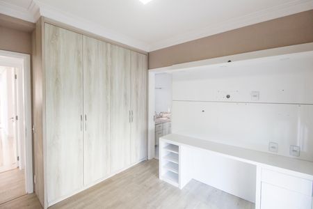 Apartamento para alugar com 176m², 4 quartos e 3 vagas Apartamento para alugar com 176m², 4 quartos e 3 vagasSuíte 2