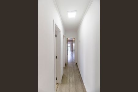 Apartamento para alugar com 176m², 4 quartos e 3 vagas Apartamento para alugar com 176m², 4 quartos e 3 vagasCorredor