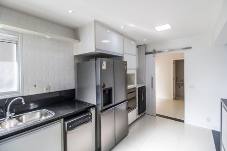 Apartamento para alugar com 176m², 4 quartos e 3 vagas Apartamento para alugar com 176m², 4 quartos e 3 vagasCozinha