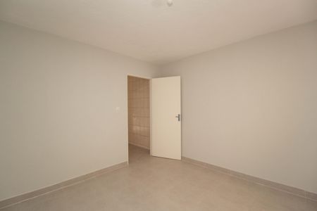 Quarto 2 de casa para alugar com 2 quartos, 136m² em Vila Bruna, São Paulo