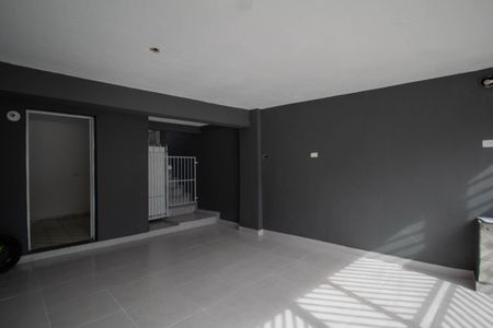 Casa para alugar com 136m², 2 quartos e 1 vagaGaragem