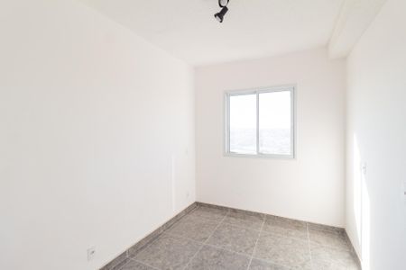 Suíte de apartamento para alugar com 2 quartos, 45m² em Vila Sul Americana, Carapicuíba