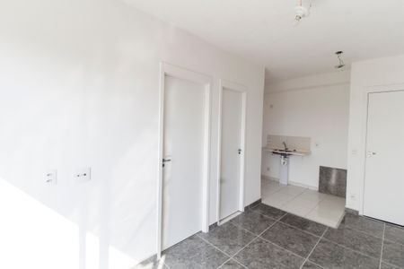 Sala  de apartamento para alugar com 2 quartos, 45m² em Vila Sul Americana, Carapicuíba