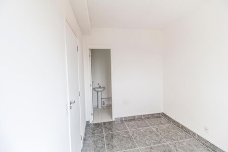 Suíte de apartamento para alugar com 2 quartos, 45m² em Vila Sul Americana, Carapicuíba
