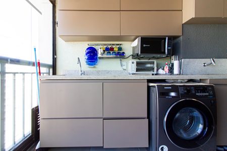 Apartamento à venda com 69m², 2 quartos e 2 vagasÁrea de Serviço