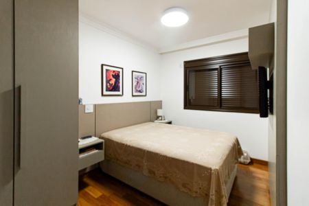 Apartamento à venda com 69m², 2 quartos e 2 vagasSuíte