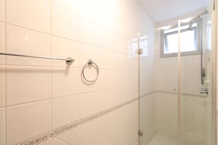 Apartamento para alugar com 75m², 3 quartos e 2 vagasBanheiro Social