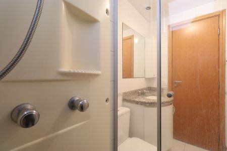 Apartamento para alugar com 75m², 3 quartos e 2 vagasBanheiro Social