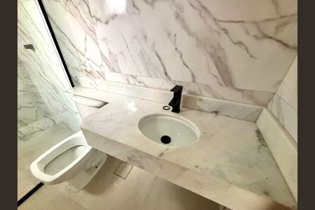Casa à venda com 150m², 3 quartos e 2 vagasBanheiro 2