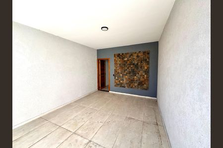 Casa à venda com 150m², 3 quartos e 2 vagasGaragem