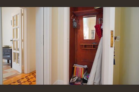 Apartamento para alugar com 190m², 3 quartos e 1 vaga Apartamento para alugar com 190m², 3 quartos e 1 vagaChapelaria