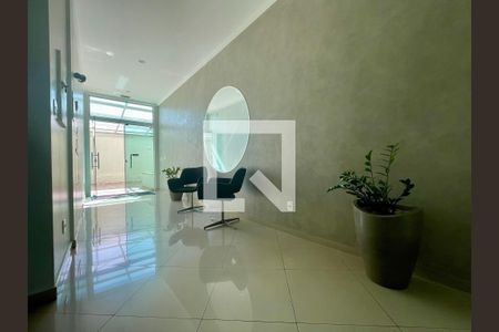 Apartamento para alugar com 53m², 2 quartos e 1 vagaHall social