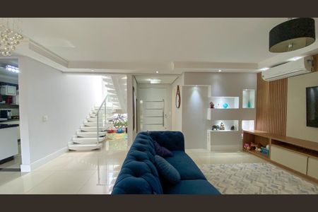 Casa à venda com 3 quartos, 272m² em Swiss Park, Campinas