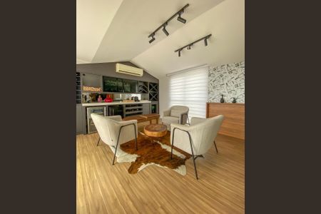 Casa à venda com 3 quartos, 272m² em Swiss Park, Campinas
