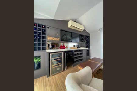 Casa à venda com 3 quartos, 272m² em Swiss Park, Campinas