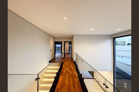 Casa à venda com 361m², 4 quartos e 4 vagas