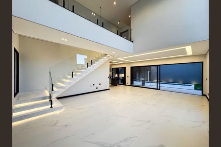 Casa à venda com 361m², 4 quartos e 4 vagas