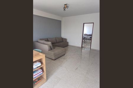 Apartamento à venda com 3 quartos, 240m² em Sagrada Família, Belo Horizonte