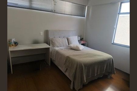 Apartamento à venda com 3 quartos, 240m² em Sagrada Família, Belo Horizonte