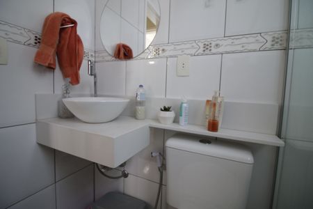 Casa para alugar com 164m², 4 quartos e 2 vagasBanheiro 2