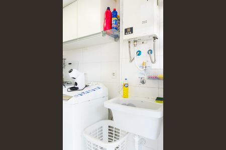 Apartamento à venda com 75m², 2 quartos e 1 vaga Apartamento à venda com 75m², 2 quartos e 1 vagaÁrea de Serviço