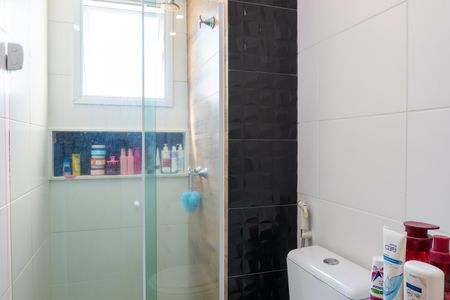 Apartamento à venda com 75m², 2 quartos e 1 vaga Apartamento à venda com 75m², 2 quartos e 1 vagaBanheiro da Suíte