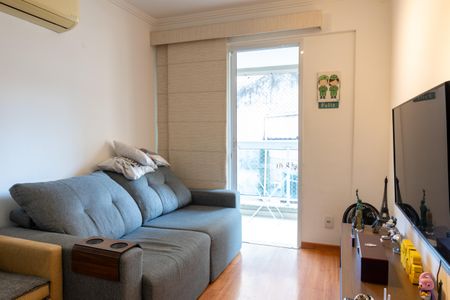Sala de apartamento à venda com 2 quartos, 75m² em Grajaú, Rio de Janeiro