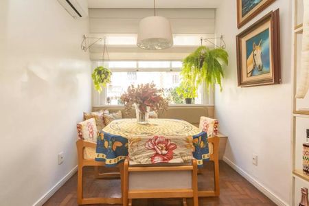 Apartamento à venda com 3 quartos, 116m² em Copacabana, Rio de Janeiro