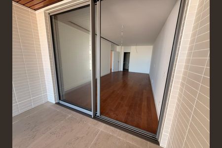 Apartamento à venda com 4 quartos, 290m² em Barra da Tijuca, Rio de Janeiro