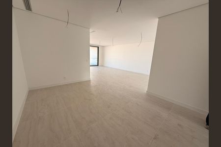 Apartamento à venda com 4 quartos, 290m² em Barra da Tijuca, Rio de Janeiro
