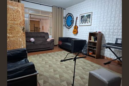 Casa à venda com 4 quartos, 116m² em Parque São Lucas, São Paulo