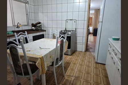 Casa à venda com 4 quartos, 116m² em Parque São Lucas, São Paulo