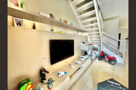 Apartamento à venda com 4 quartos, 194m² em Icaraí, Niterói