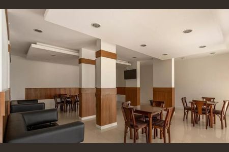 Apartamento à venda com 67m², 2 quartos e 1 vaga Apartamento à venda com 67m², 2 quartos e 1 vagaÁrea comum - Salão de festas