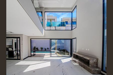 Casa à venda com 4 quartos, 368m² em Alphaville, Santana de Parnaíba