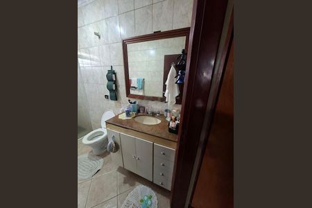 Casa à venda com 183m², 3 quartos e 2 vagas