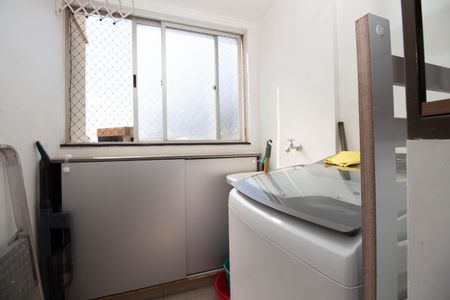 Apartamento para alugar com 65m², 2 quartos e 1 vagaCozinha e Área de Serviço