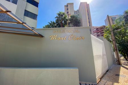 Apartamento para alugar com 65m², 2 quartos e 1 vagaFachada